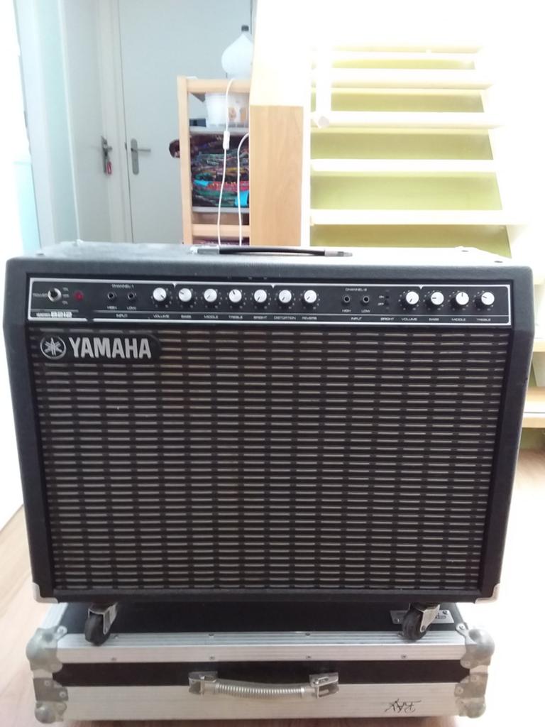 Yamaha B212 toetsen of gitaar amp., Ophalen, Zo goed als nieuw, Minder dan 50 watt