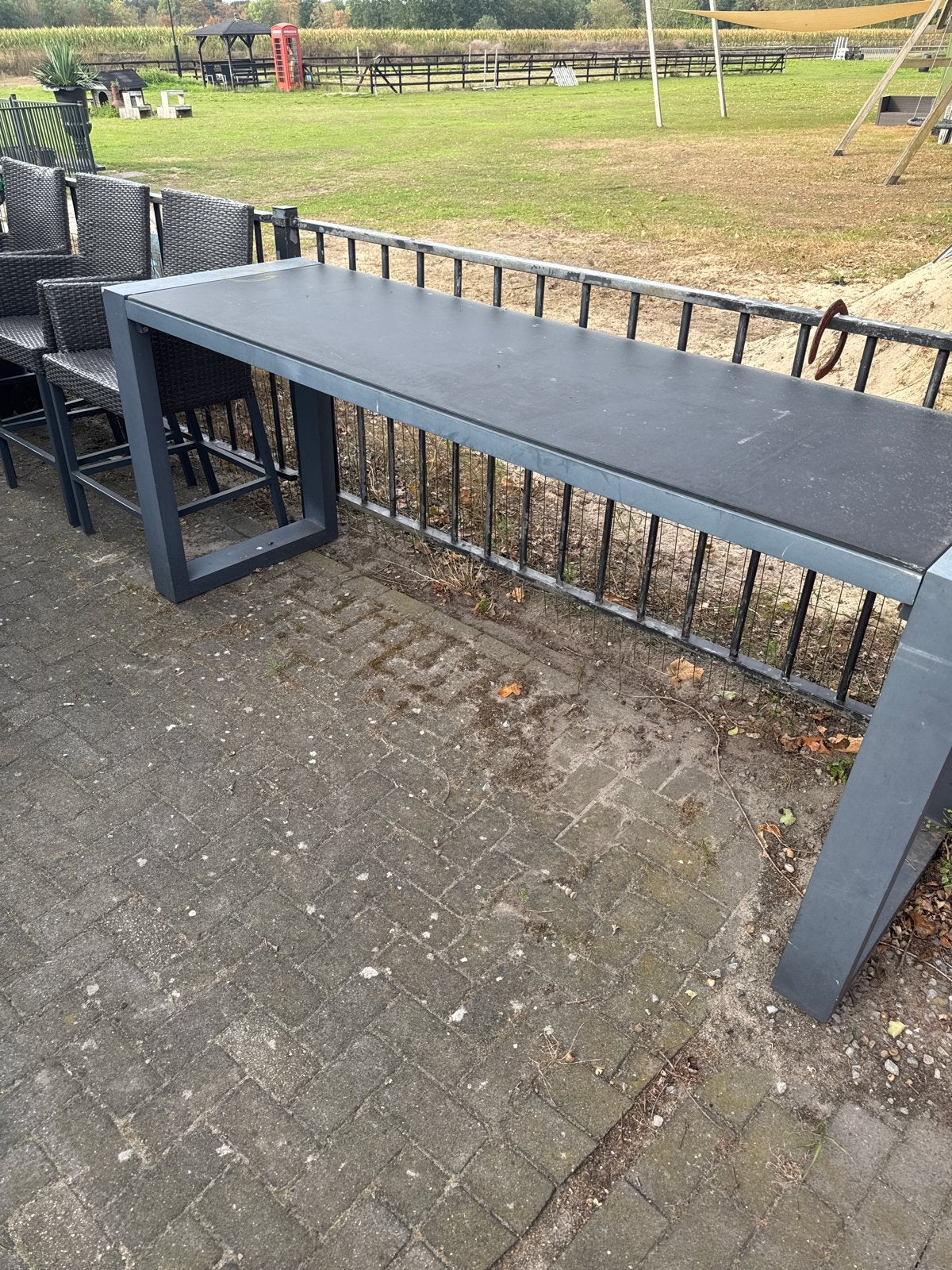 6 barkrukken met bartafel voor buiten of binnen, Ophalen, Kunststof, Met voetsteun, 60 tot 90 cm