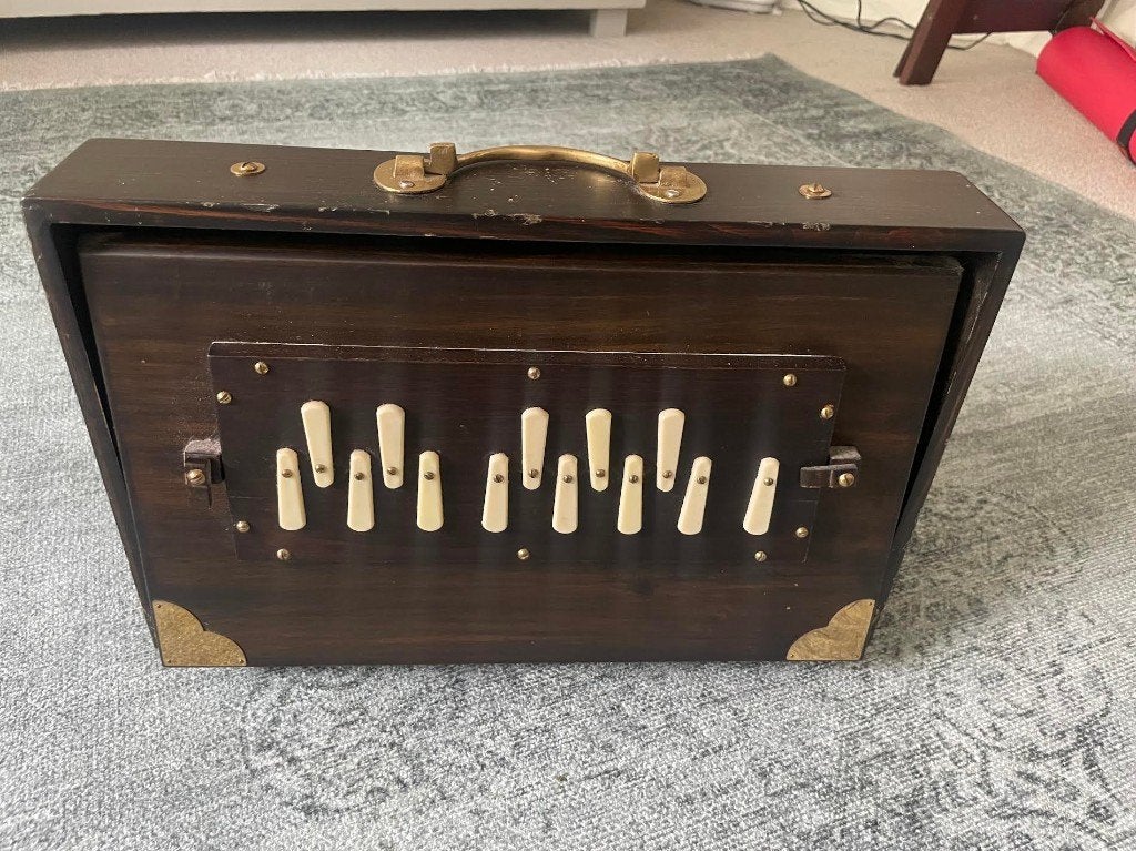 Shruti Box 440 HZ, Muziek en Instrumenten, Ophalen, Gebruikt, 2 klavieren, Orgel