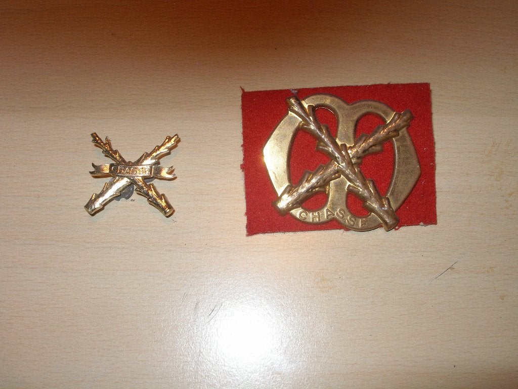 Emblemen Infanterie Chassé, Ophalen of Verzenden, Landmacht, Nederland, Embleem of Badge