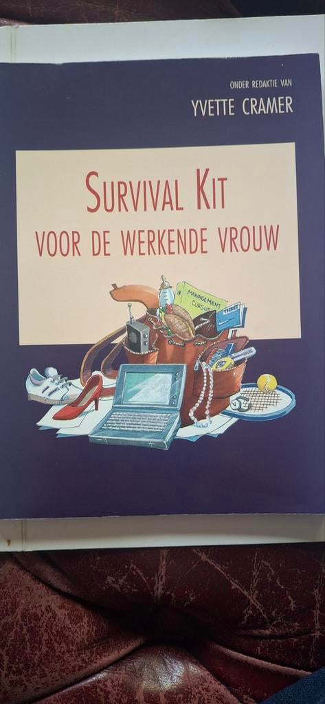 Survival Kit voor de Werkende Vrouw - Yvette Cramer, Gelezen, Yvette Cramer, Ophalen of Verzenden, Overige uitgevers