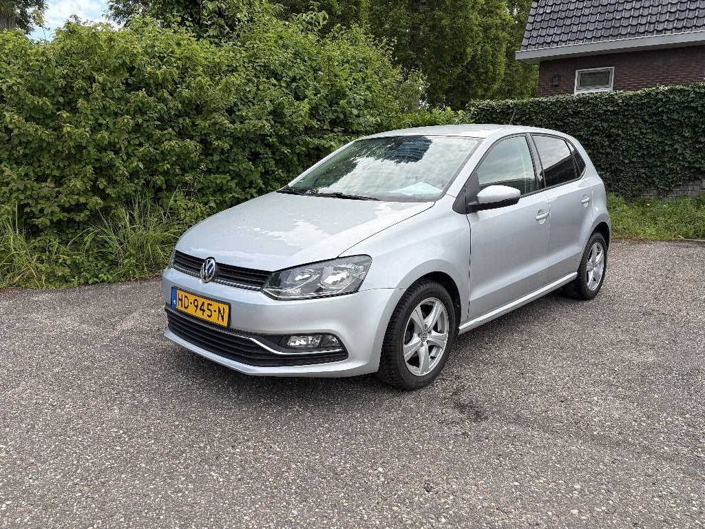 Volkswagen Polo 1.4 TDI 66KW BMT DSG 2015 Grijs, Auto's, Volkswagen, Euro 6, 580 kg, Alcantara, Origineel Nederlands