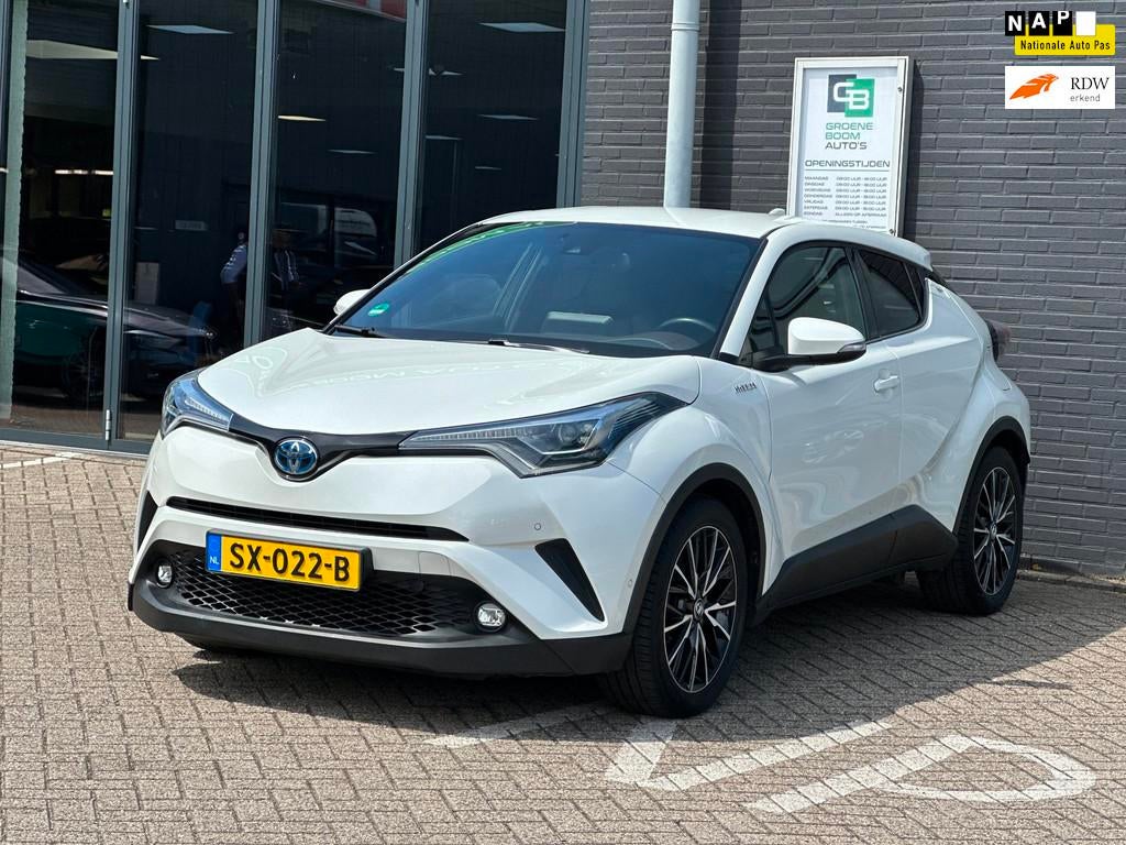 Toyota C-HR 1.8 Hybrid Executive/CAMERA/CARPLAY/NL-AUTO NAP/, Euro 6, 4 cilinders, Adaptive Cruise Control, Wit