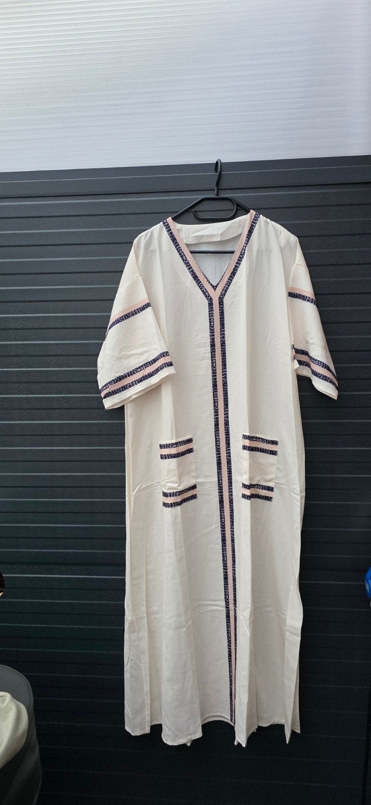 Lange kaftan jurk met borduursel, Verzenden, Beige, Maat 46/48 (XL) of groter, Nieuw