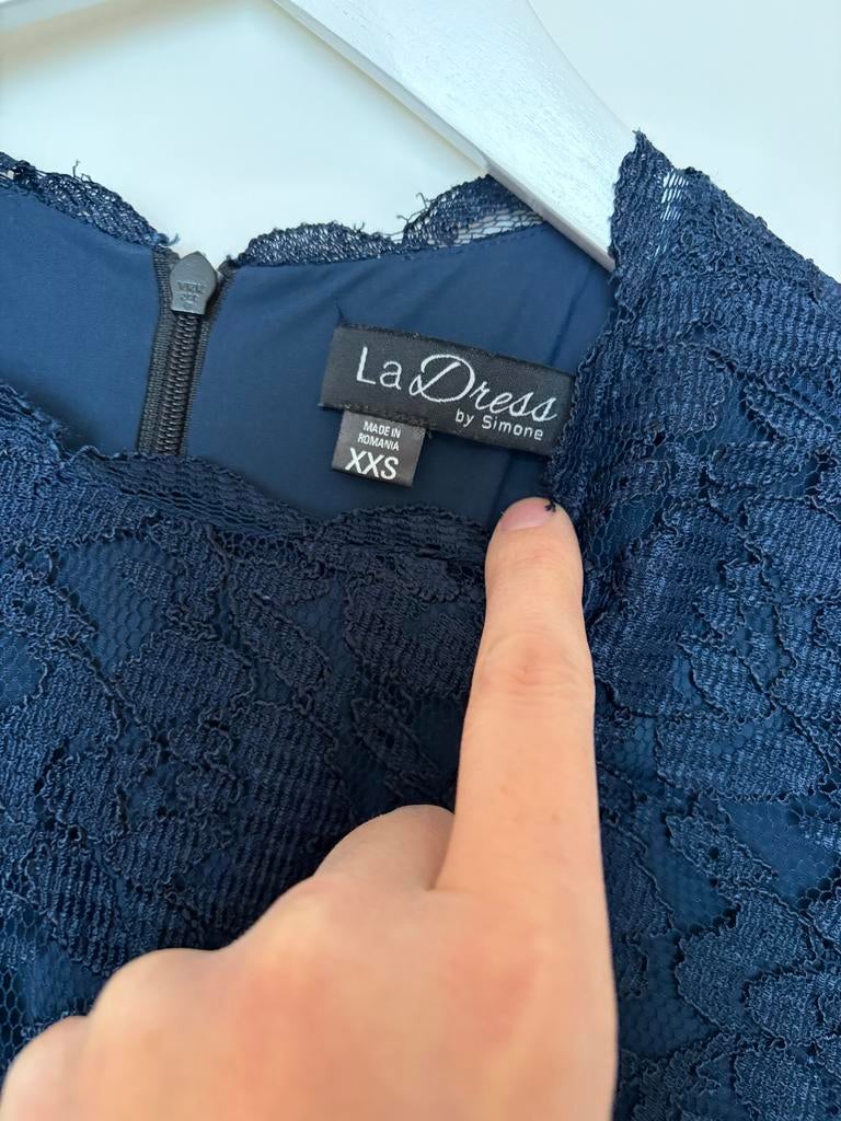 La Dress marineblauwe kanten jurk, Blauw, Ophalen of Verzenden, Zo goed als nieuw, Maat 36 (S)