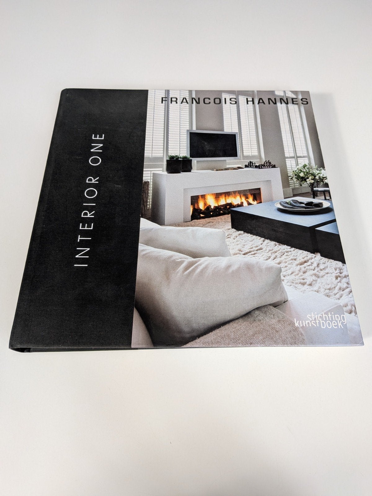 Francois Hannes - Interior one, Gelezen, Francois Hannes, Ophalen of Verzenden, Interieur en Design