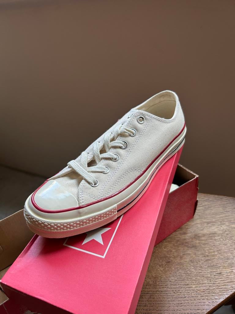 Converse Chuck 70 Low Top Parchment Sneakers - Maat 41.5, Kleding | Dames, Schoenen, Nieuw, Sneakers of Gympen, Beige, Ophalen of Verzenden