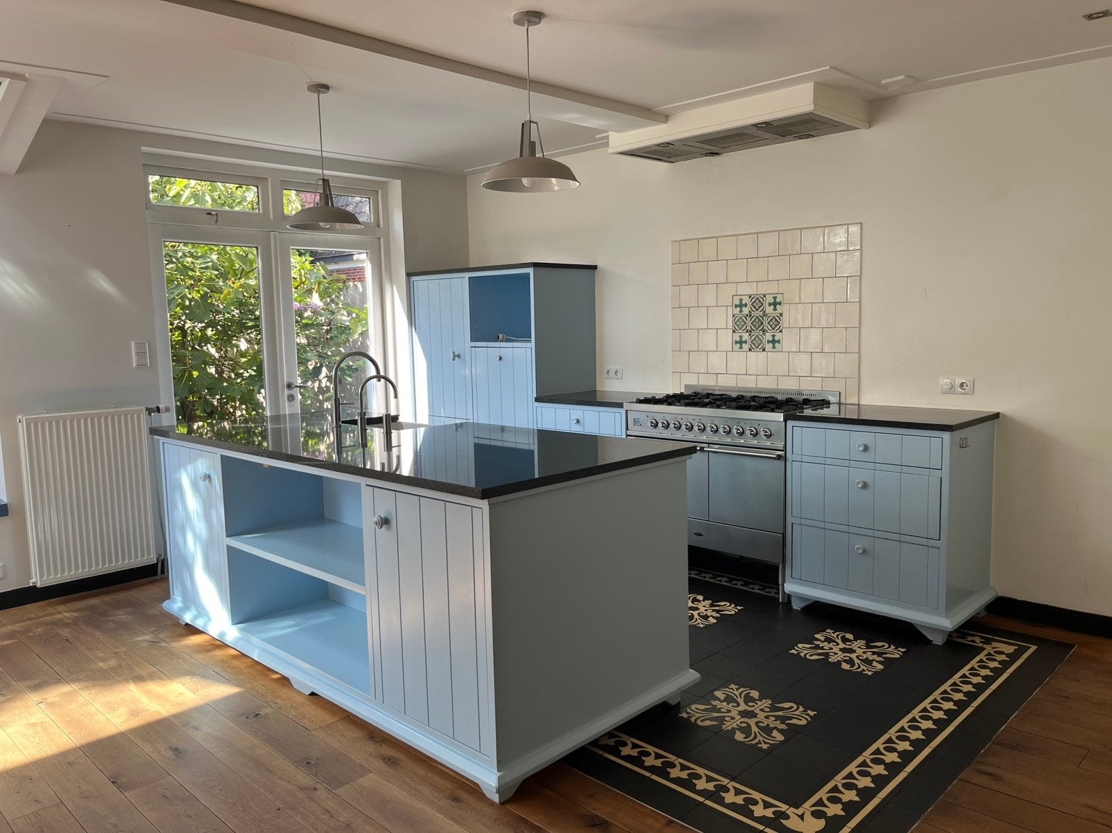 Complete keuken (379cm breed + eiland) bosch apparatuur, Huis en Inrichting, Keuken | Complete keukens, Ophalen, Gebruikt, Blauw