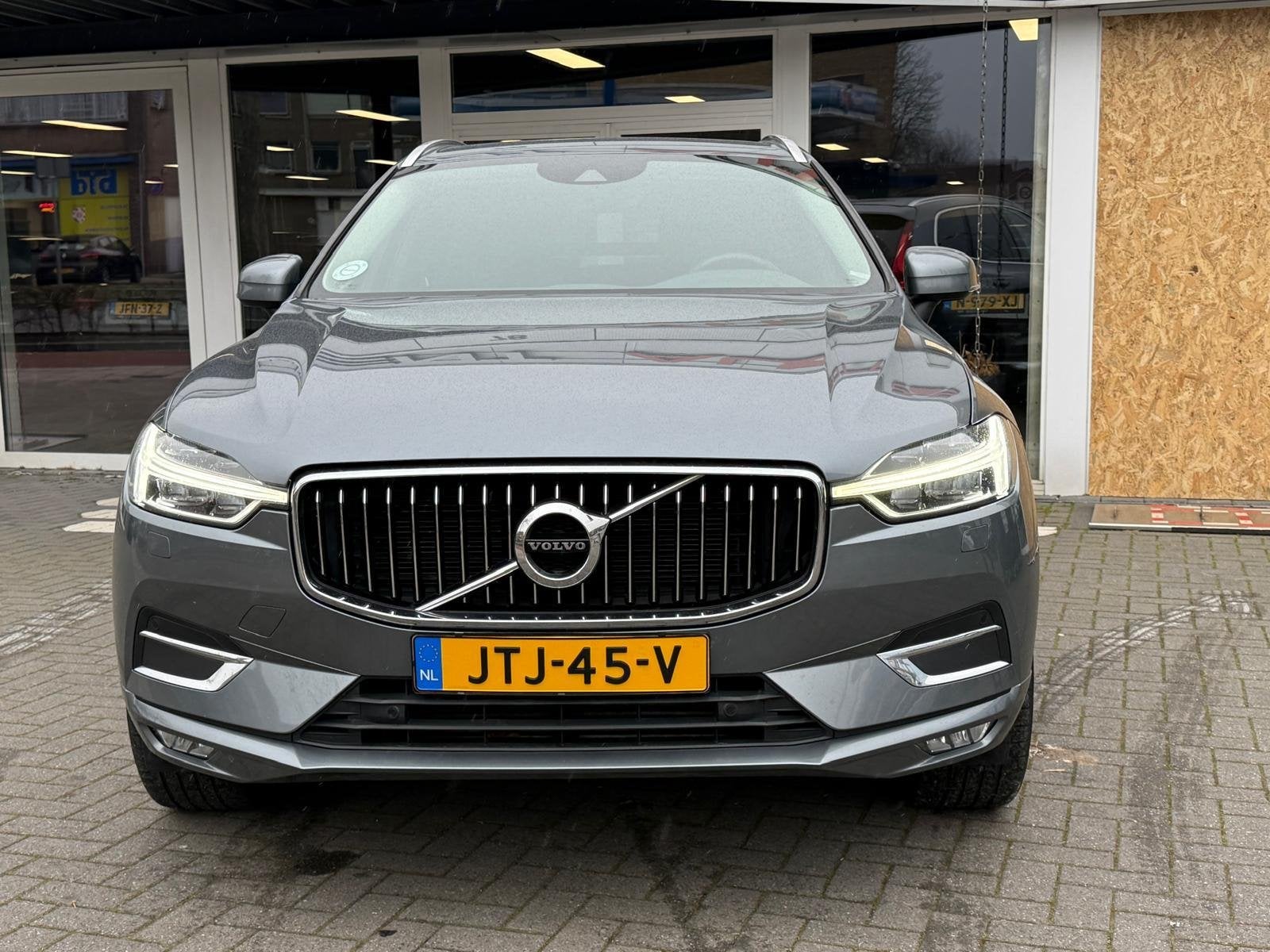 Volvo XC60 2.0 T5 Inscription | ACC | Trekhaak, Auto's, Volvo, Dealer onderhouden, Gebruikt, Zwart, 4 cilinders