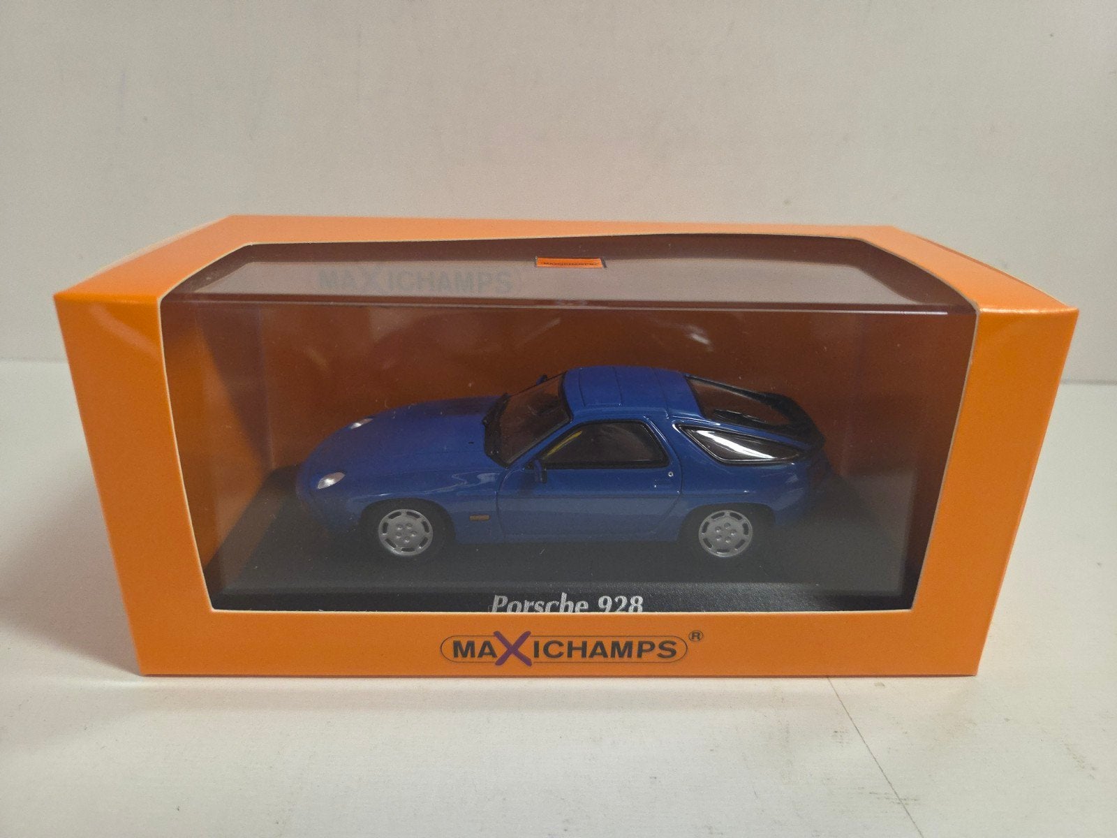 Maxichamps Porsche 928 1:43, Hobby en Vrije tijd, Overige merken, Auto, ., Ophalen of Verzenden