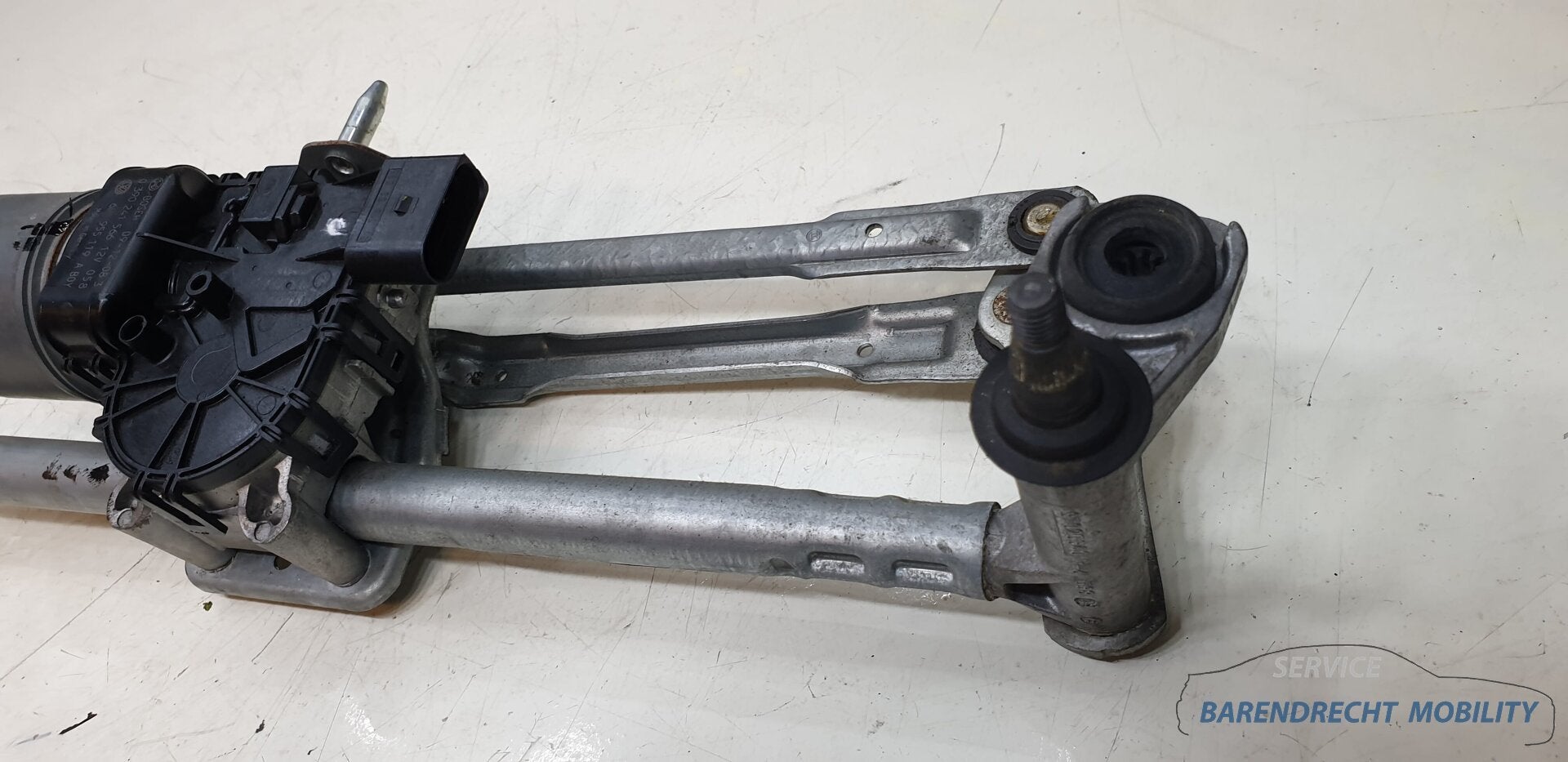 Ruitenwissermotor Polo 6R 6C Volkswagen 6R1955023 mechanisme, Auto-onderdelen, Gebruikt, Volkswagen, Volkswagen AG, Berliner Ring 2
38440  Wolfsburg, DE