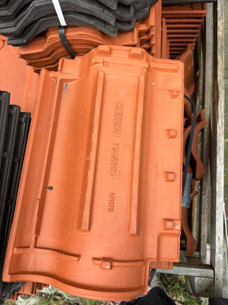 144 stuks OVH Vario Koramic dakpannen - Nieuwstaat, Steen of Klei, Nieuw, Ophalen of Verzenden, 15 m² of meer