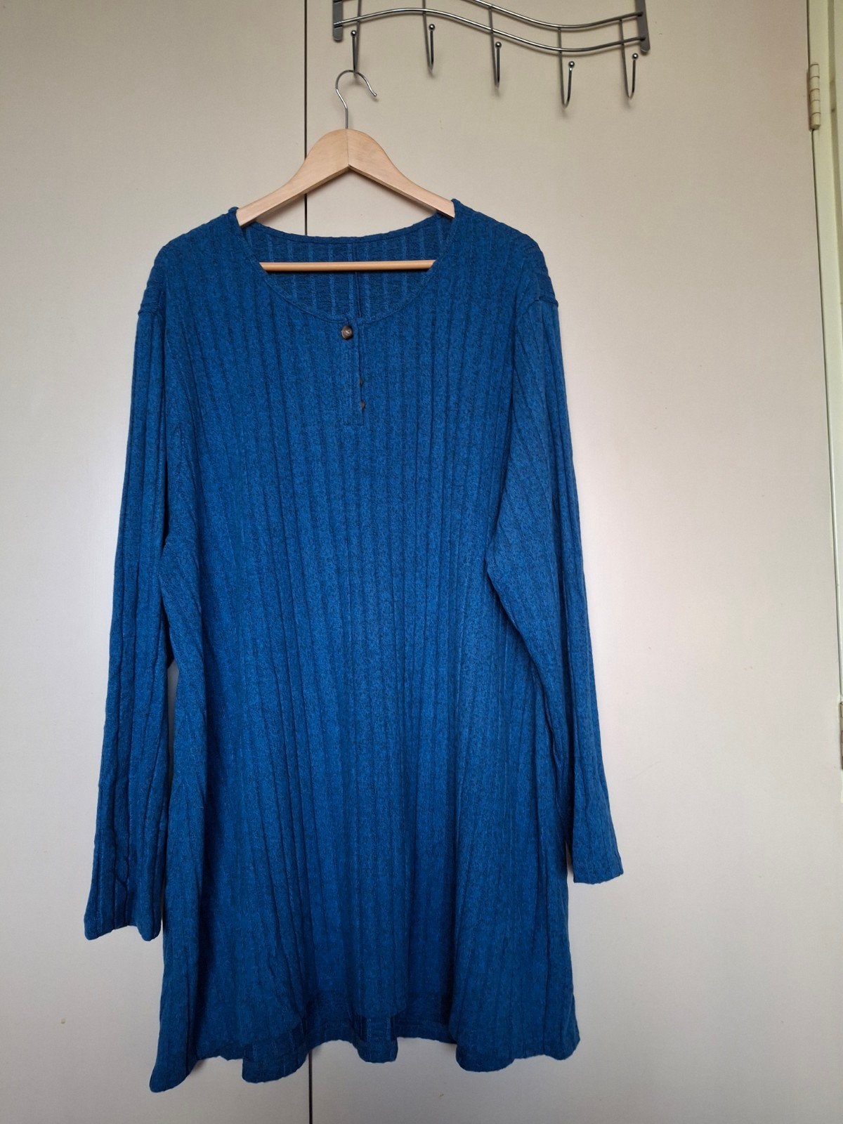 Nieuwe Blauwe Lange Wintertrui Maat 56-58, Kleding | Dames, Ophalen of Verzenden, Nieuw, Maat 46/48 (XL) of groter, Blauw