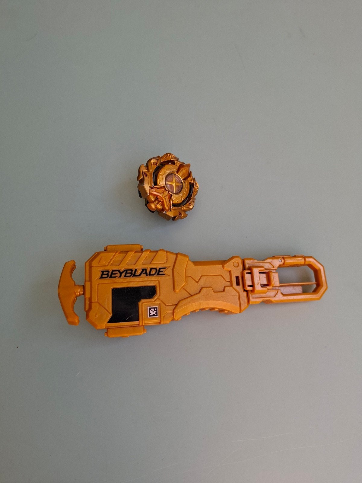 Gouden Beyblade tol met launcher, Ophalen of Verzenden, Gebruikt, Jongen of Meisje