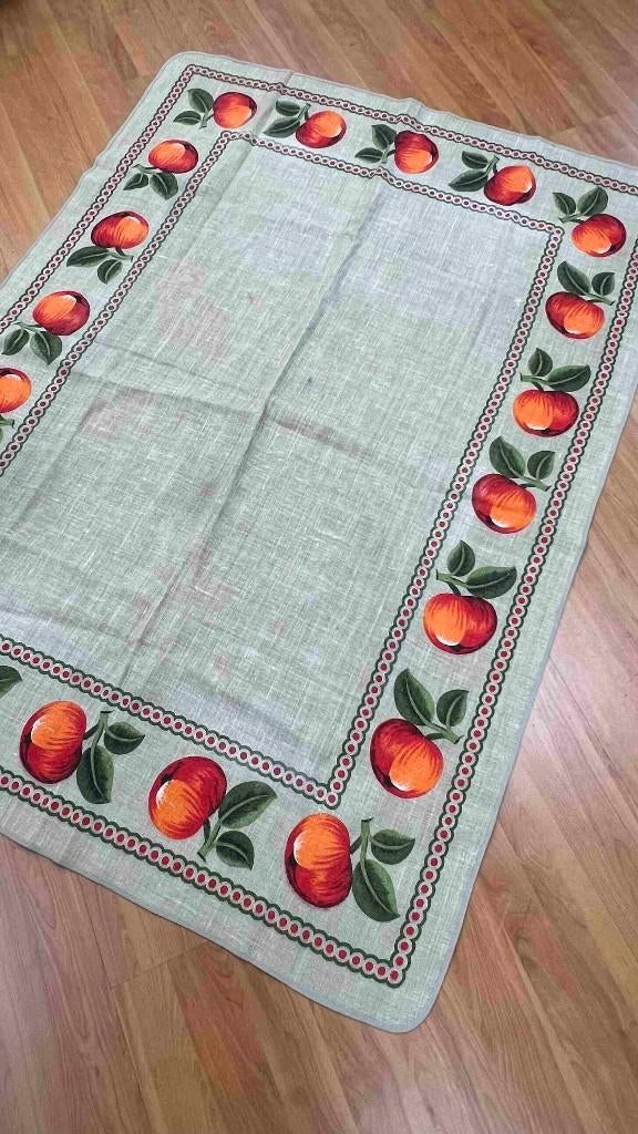 Tafelkleed appels 165/120 cm, Gebruikt, Etten-Leur, DJT@dejuistetoon.eu, Ophalen of Verzenden