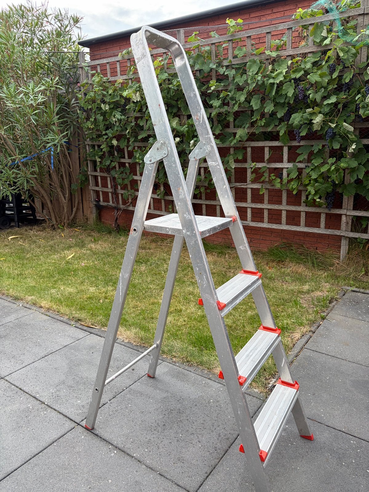 Stevige aluminium trap van Sawor, OSS Holland 3 treden, Ophalen, Gebruikt, Trap, Opvouwbaar of Inschuifbaar