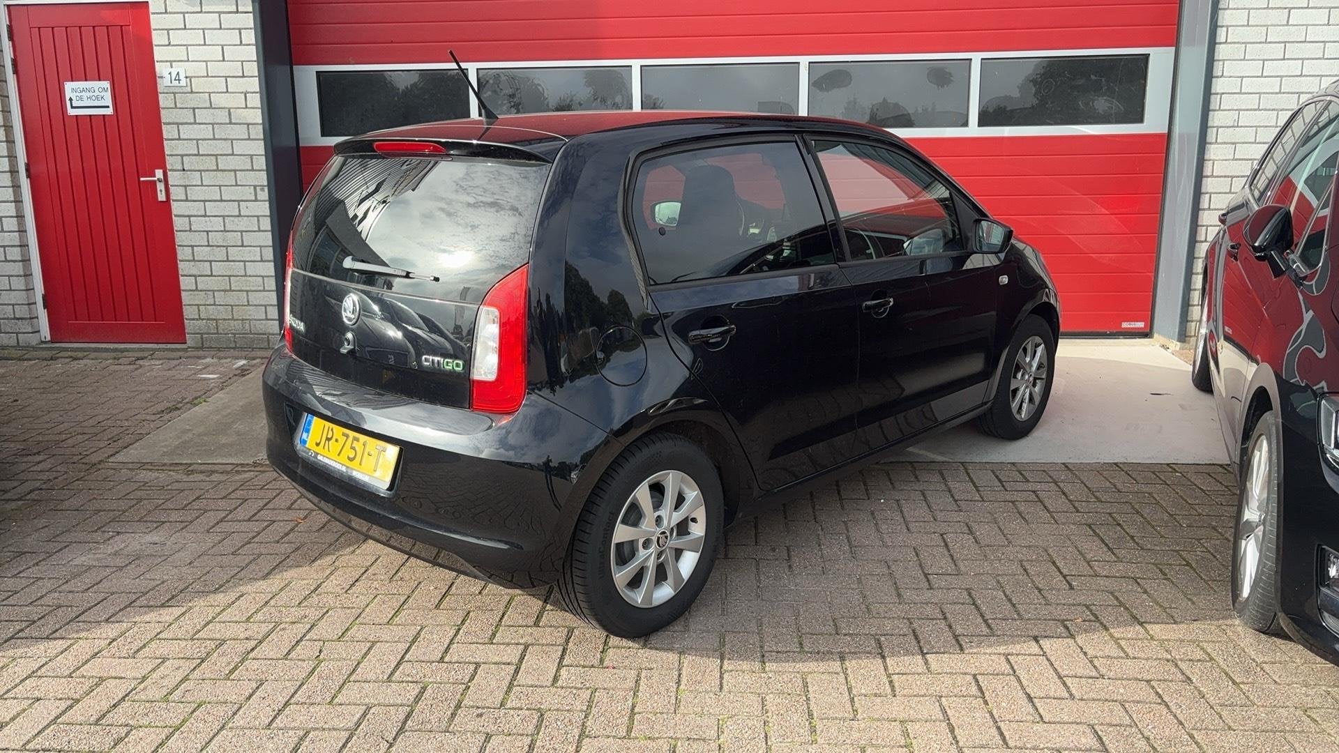 Skoda Citigo 1.0 Greentech Fresh AUTOMAAT / CRUISE CONTROL /, Auto's, Dealer onderhouden, Stof, Gebruikt, Euro 6