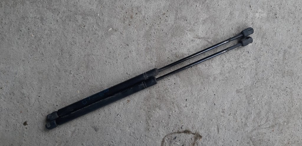 Setje gasveren achterklep Opel Astra G, Ophalen of Verzenden