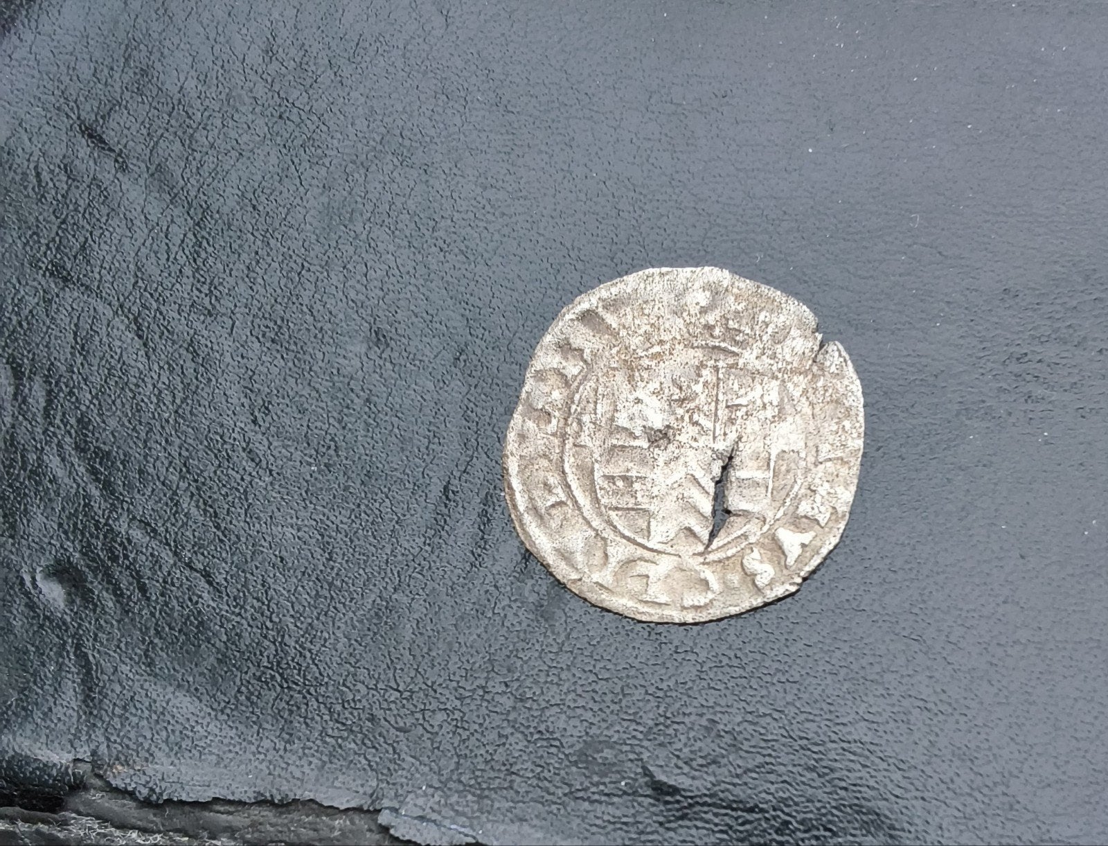 middeleeuwse munt zilver bodemvondst, Postzegels en Munten, Ophalen of Verzenden, Overige waardes, Zilver