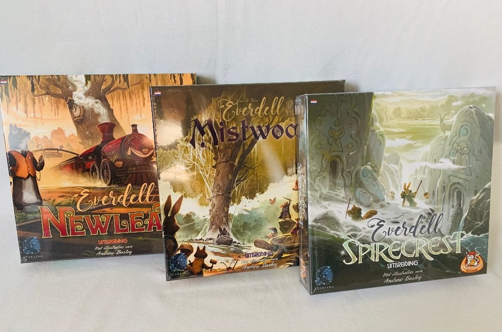 Everdell Uitbreidingen: Mistwood, Newleaf, Spirecrest (NL), White Goblin Games, Nieuw, Ophalen of Verzenden, Een of twee spelers