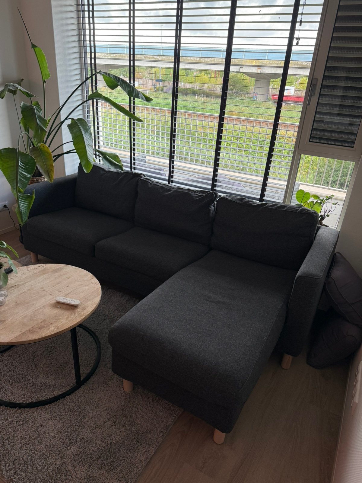 IKEA PÄRUP 3-zitsbank met chaise longue – donkergrijs, Ophalen, Zo goed als nieuw