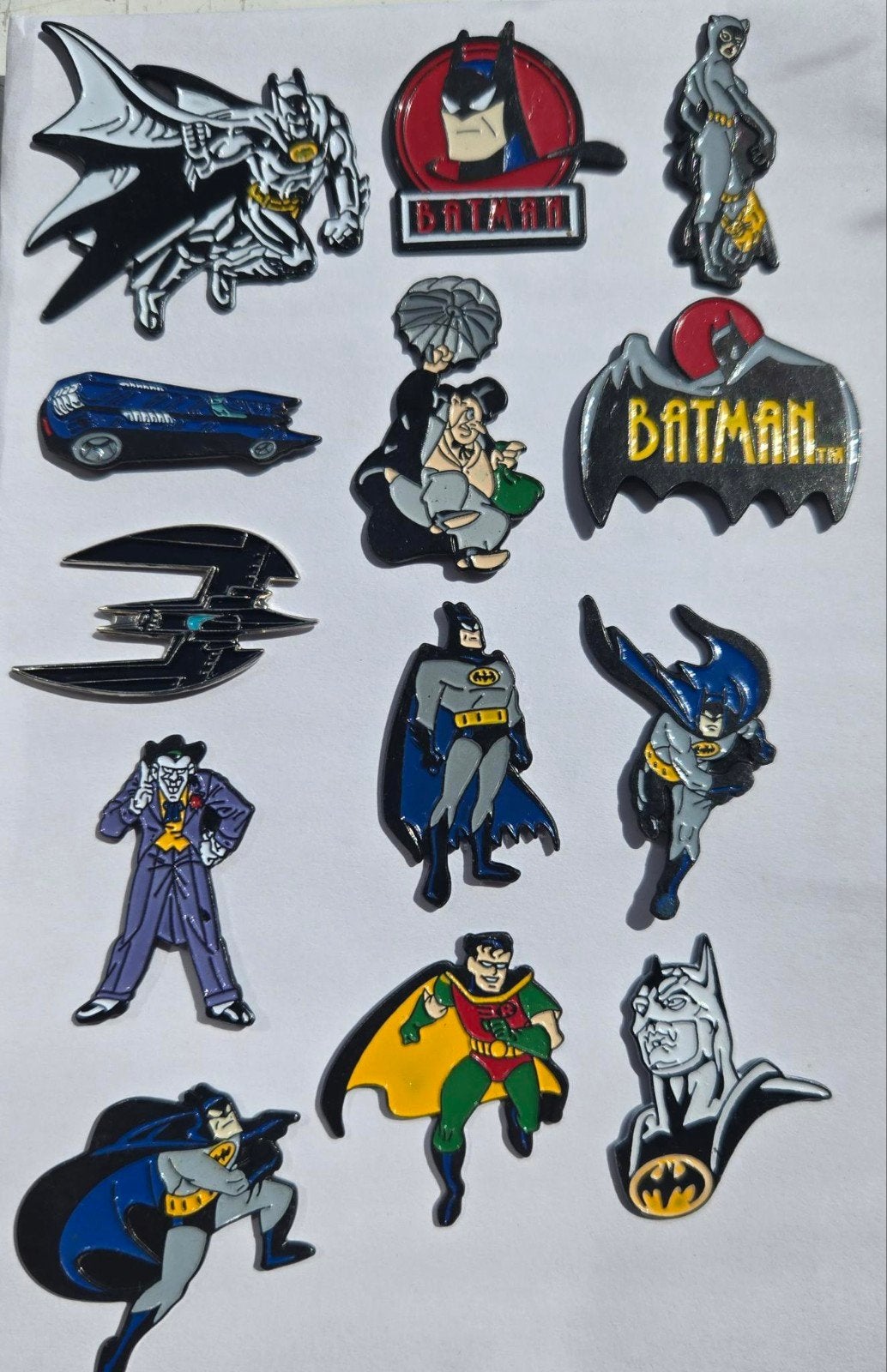 Batman the Animated Series Complete Pin Set x13 (Rare, 1992), Ophalen of Verzenden, Nieuw, Overige onderwerpen, Speldje of Pin