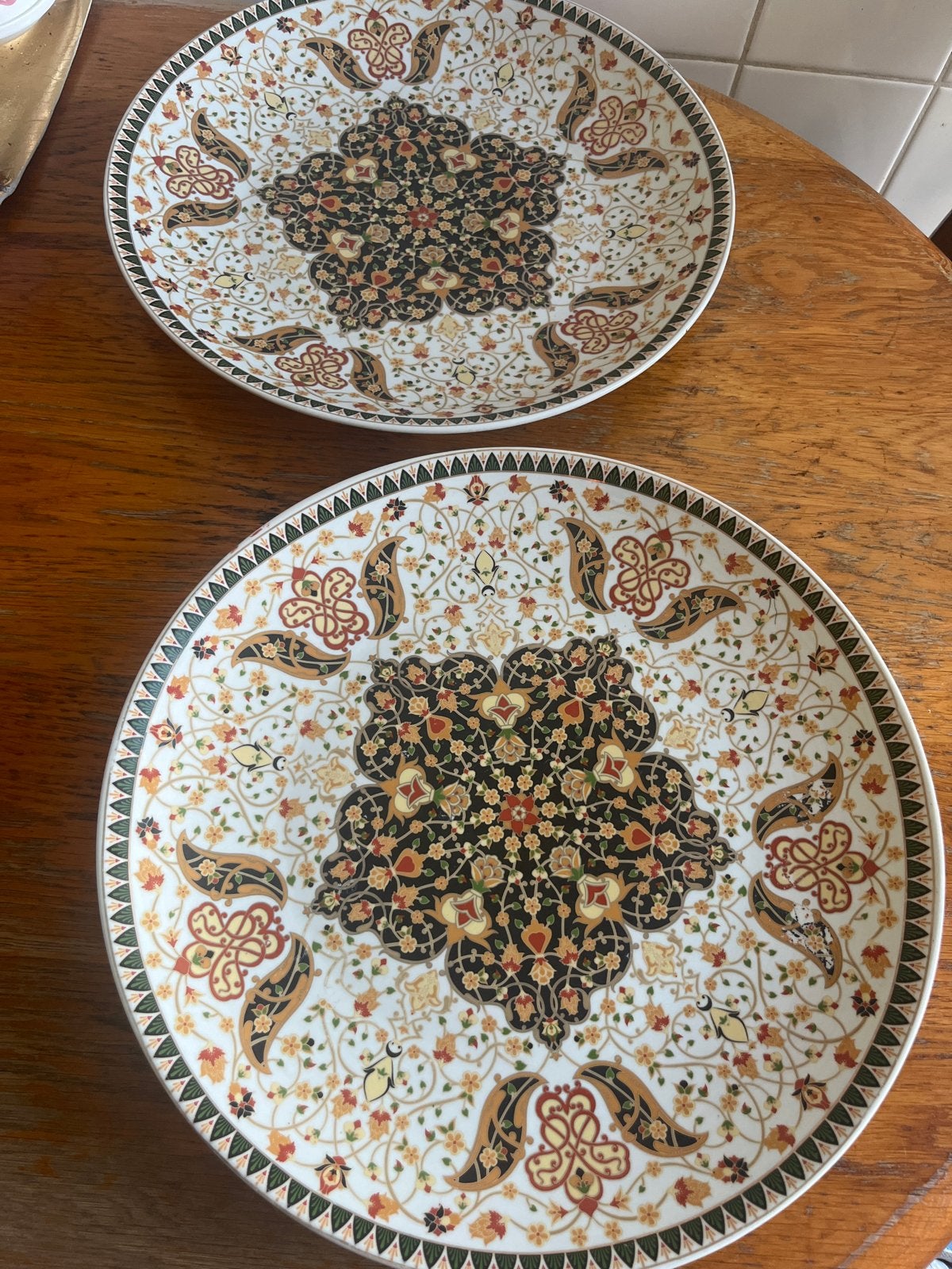 2 Vintage Chinese porseleinen borden met Oosters decor, Huis en Inrichting, Ophalen, Aziatisch, Overige merken, Nieuw