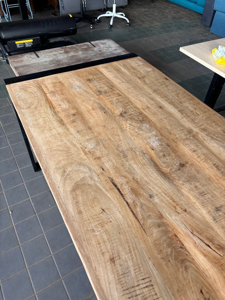 INDUSTRIËLE EETTAFEL MANGOHOUT ZWART ONDERSTEL, Ophalen, Gebruikt, Overige materialen, 200 cm of meer