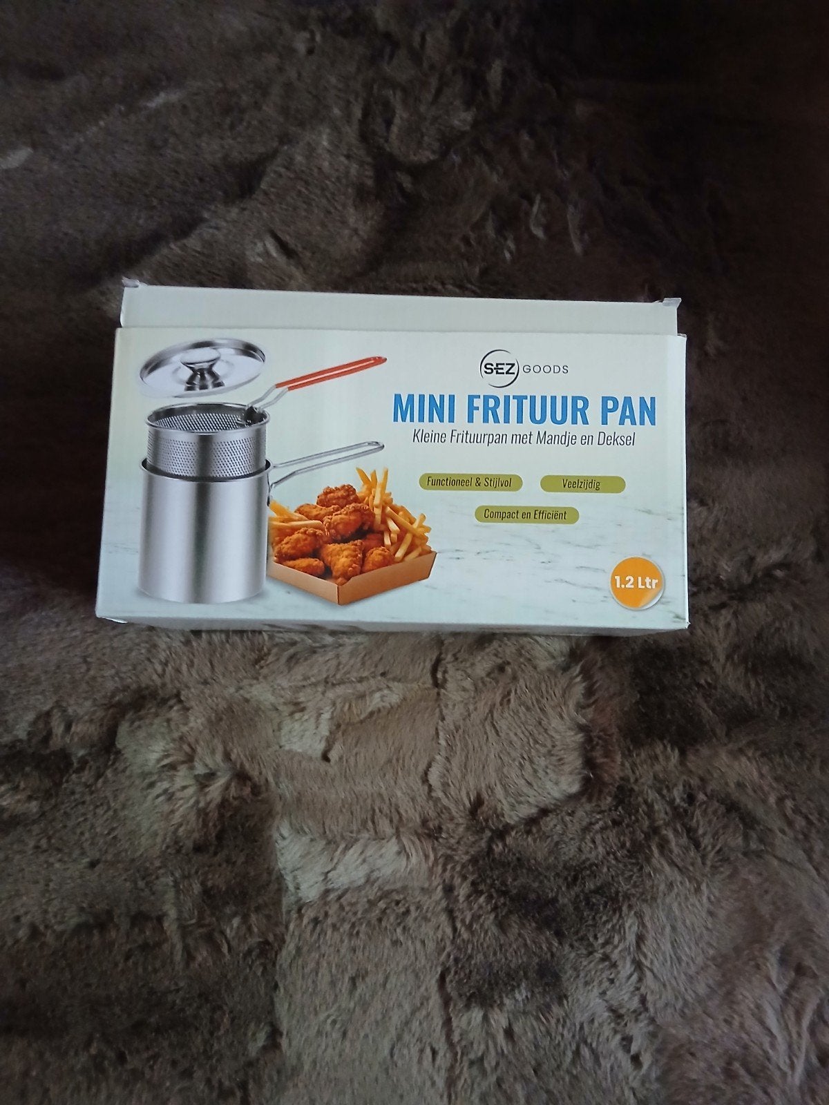 Nieuw in doos SEZ Goods Mini Frituurpan 1.2L, 1 tot 2 liter, Ophalen of Verzenden, Nieuw, Uitneembare binnenpan