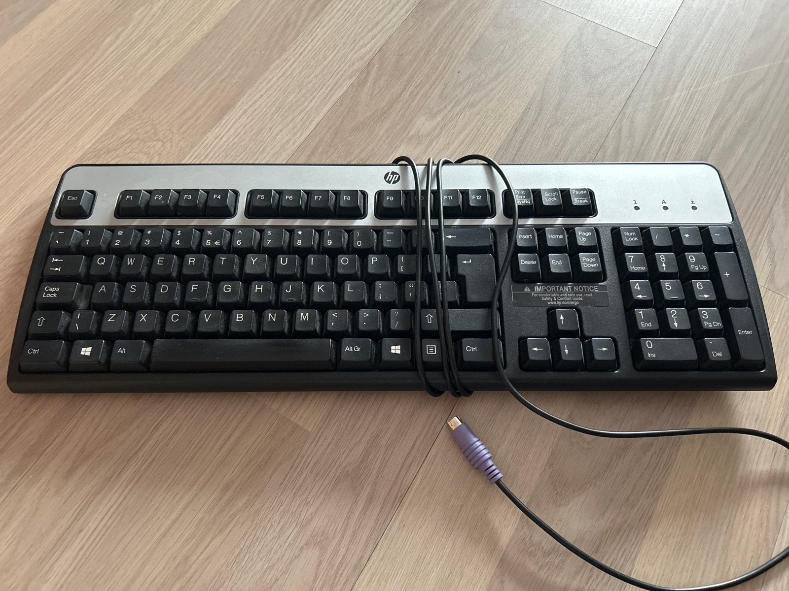 HP Toetsenbord KB-0316 - Bedraad Qwerty, Computers en Software, Toetsenborden, Gebruikt, Ophalen of Verzenden, Qwerty, Numeriek gedeelte