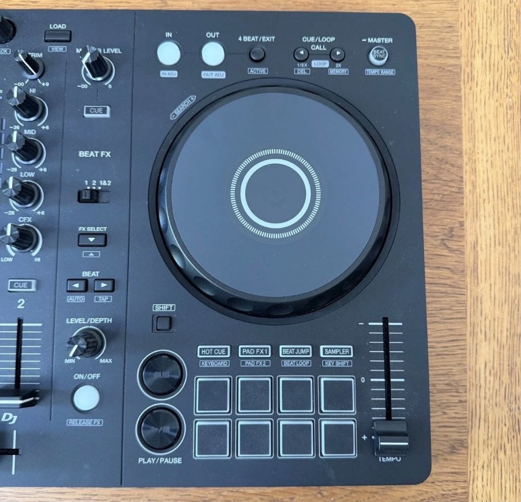 Foto 4 van Pioneer DDJ-FLX4 DJ Controller – Dubbel Deck