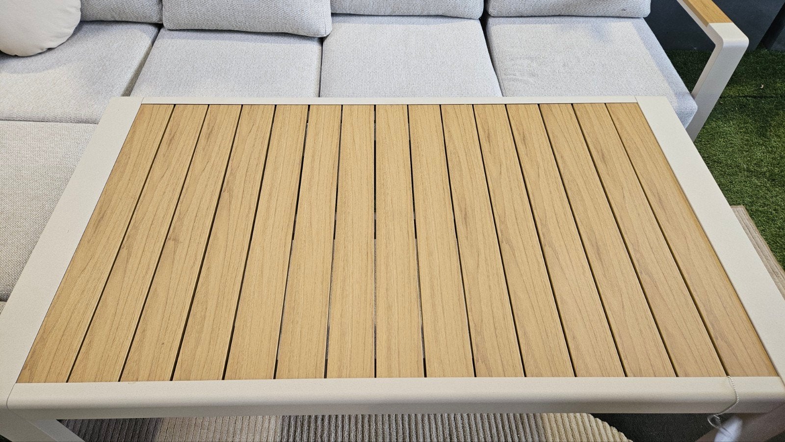 Nieuwe tuintafel middelgroot met polywood blad - 141,6x80xH6, Tuin en Terras, Ophalen, Nieuw, Rechthoekig, Aluminium
