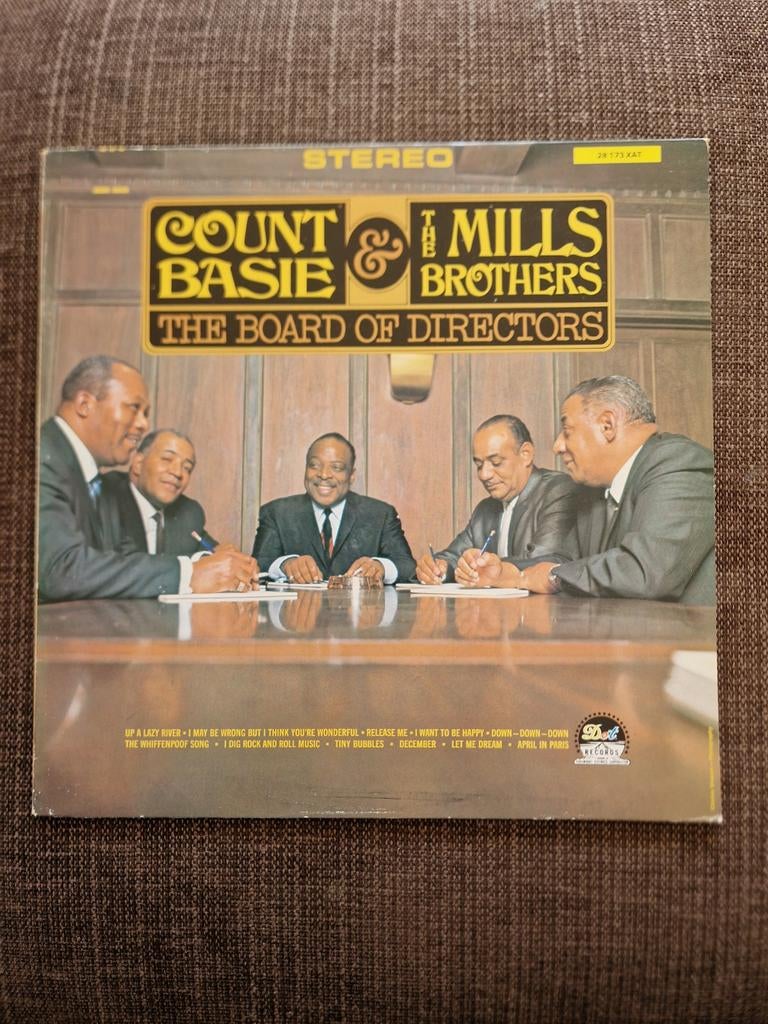 Count Basie & The Mills Brothers - The Board of Directors, Ophalen of Verzenden, Gebruikt, 12 inch