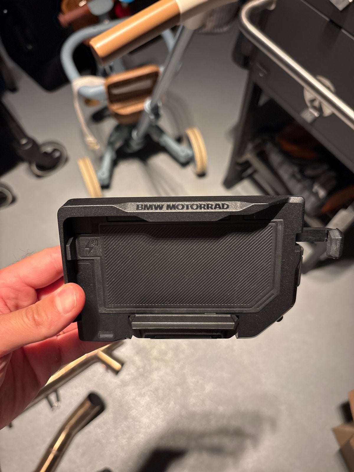 BMW Motorrad telefoonhouder cradle, Motoren, Ophalen of Verzenden, Zo goed als nieuw