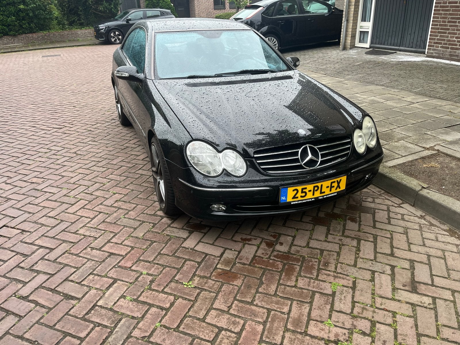 Mercedes-Benz Clk200 avantgarde Kompr Coupe AUT 2004 Zwart, Auto's, Automaat, Achterwielaandrijving, 4 cilinders, 4 stoelen
