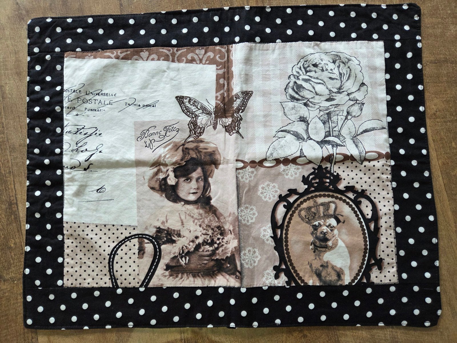 6 Nieuwe Zwarte Polkadot Placemats met Vintage Afbeeldingen, Textiel, Overige typen, Vintage, Nieuw