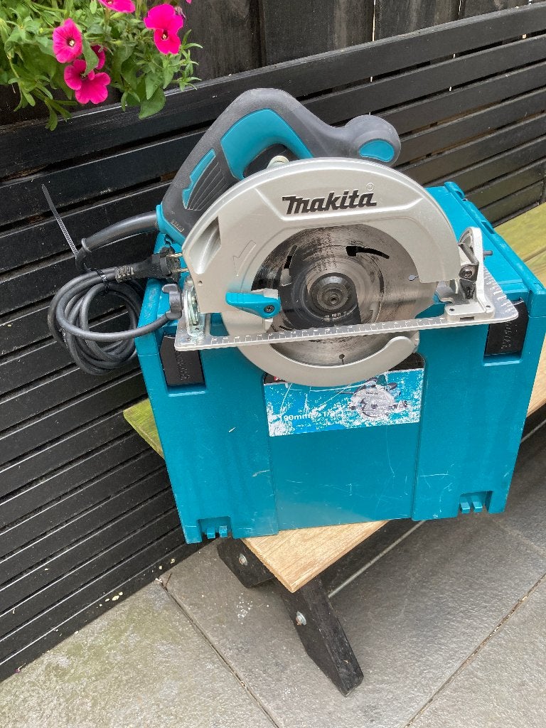 Cirkelzaag incl box, Ophalen, Gebruikt