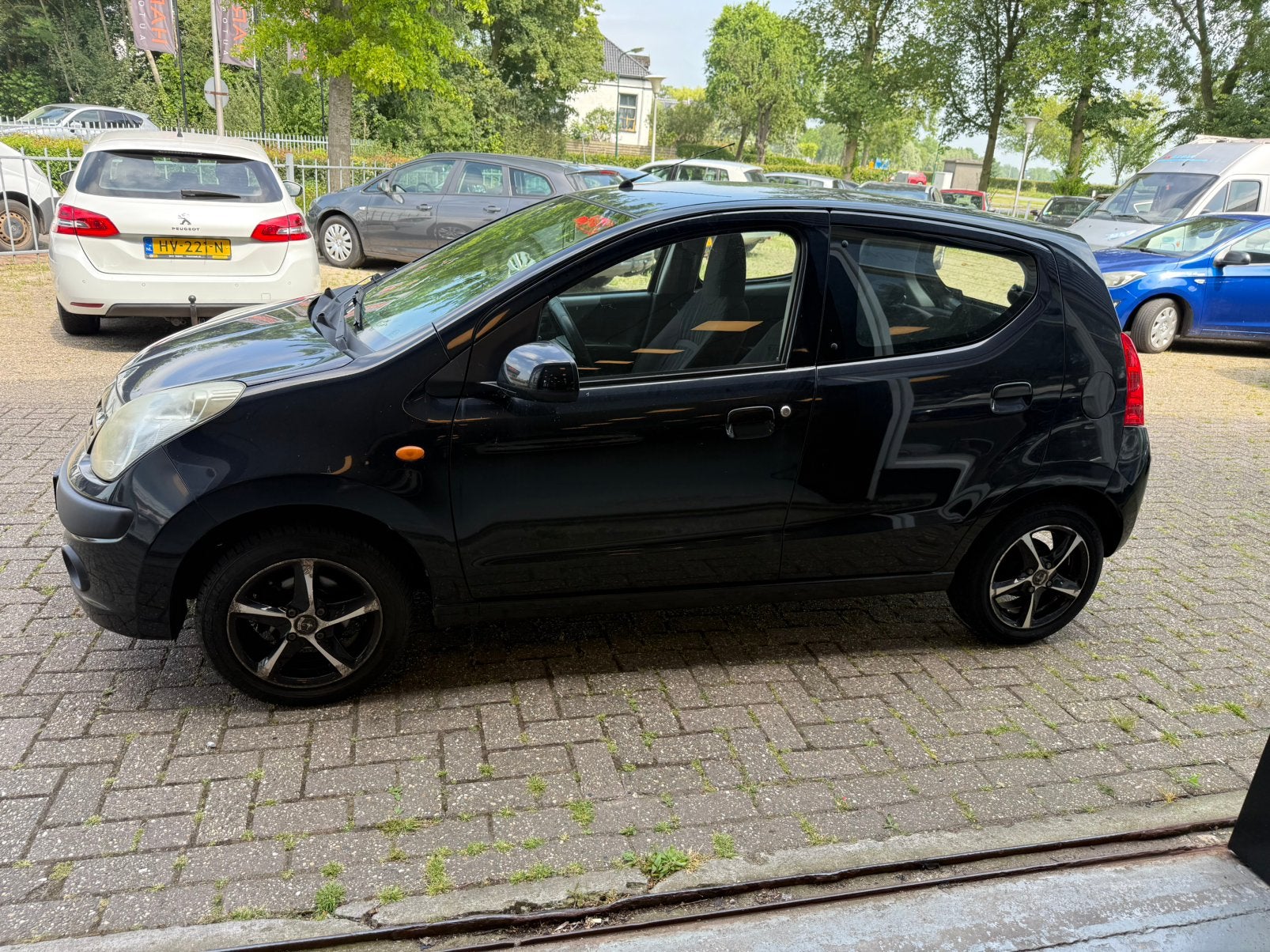 Nissan Pixo 1.0 50KW 5D Airco Mooie kilomerstand, Auto's, Nissan, Voorwielaandrijving, Stof, 4 stoelen, Origineel Nederlands