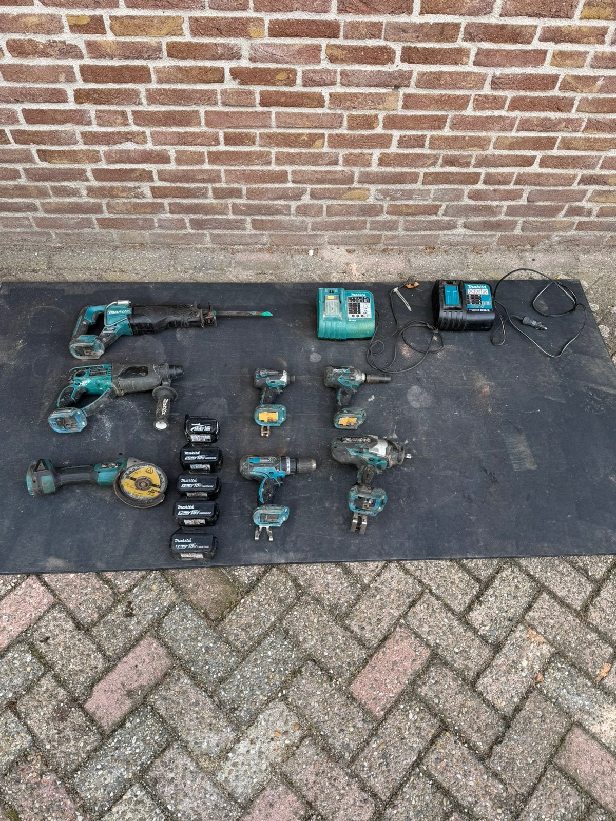 Makita accu gereedschap, Ophalen, Gebruikt