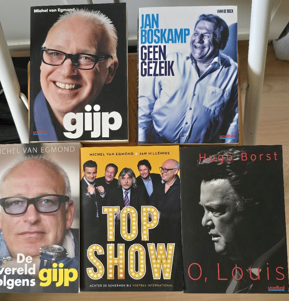 5 zeer bekende voetbalboeken (Voetbal International), Ophalen of Verzenden, Zo goed als nieuw, Diverse auteurs, Balsport