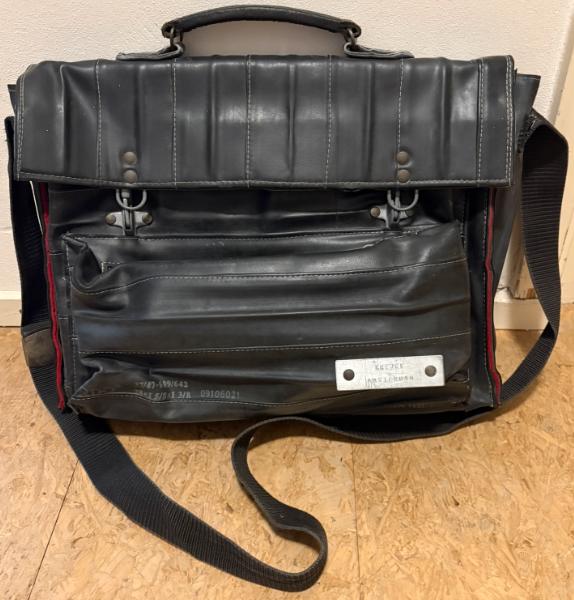 Krecji Akte Tas, Sieraden, Tassen en Uiterlijk, Ophalen, 30 cm of meer, Gebruikt, Zwart