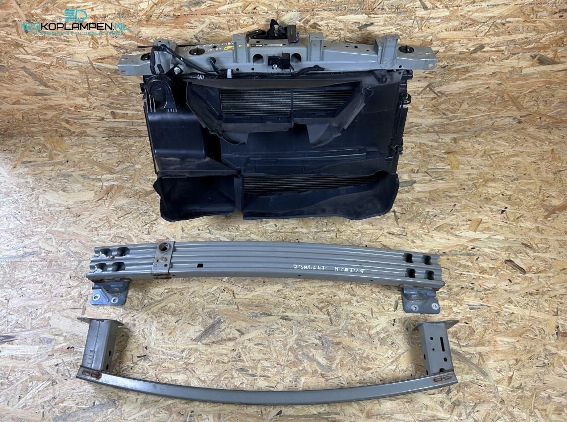 Nissan Micra K14 1.0 B Voorfront koelerpakket radiateur bump, Ophalen, Gebruikt, -, -