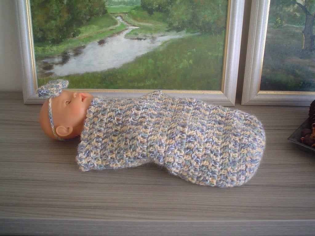 Newborn cocoon in retro kleuren voor fotoshoot/kraamcadeau, Ophalen of Verzenden, Nieuw, Madebyrianne, Jongetje of Meisje