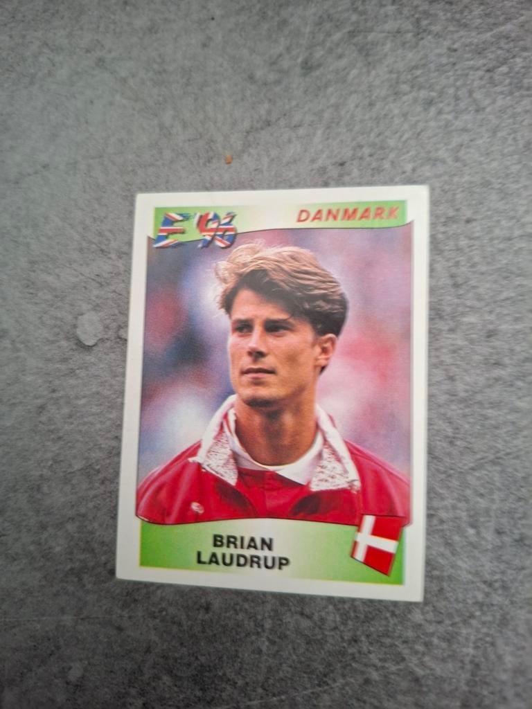 Panini sticker Euro 96 Engeland. Brian Laudrup Denemarken., Verzenden, Zo goed als nieuw, Sticker