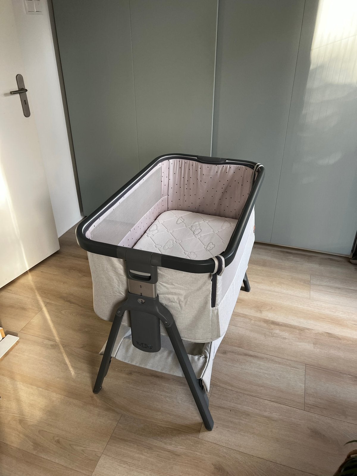 Tutti Bambini CoZee cosleeper, Kinderen en Baby's, Babywiegjes en Ledikanten, Ophalen, Gebruikt, Wieg