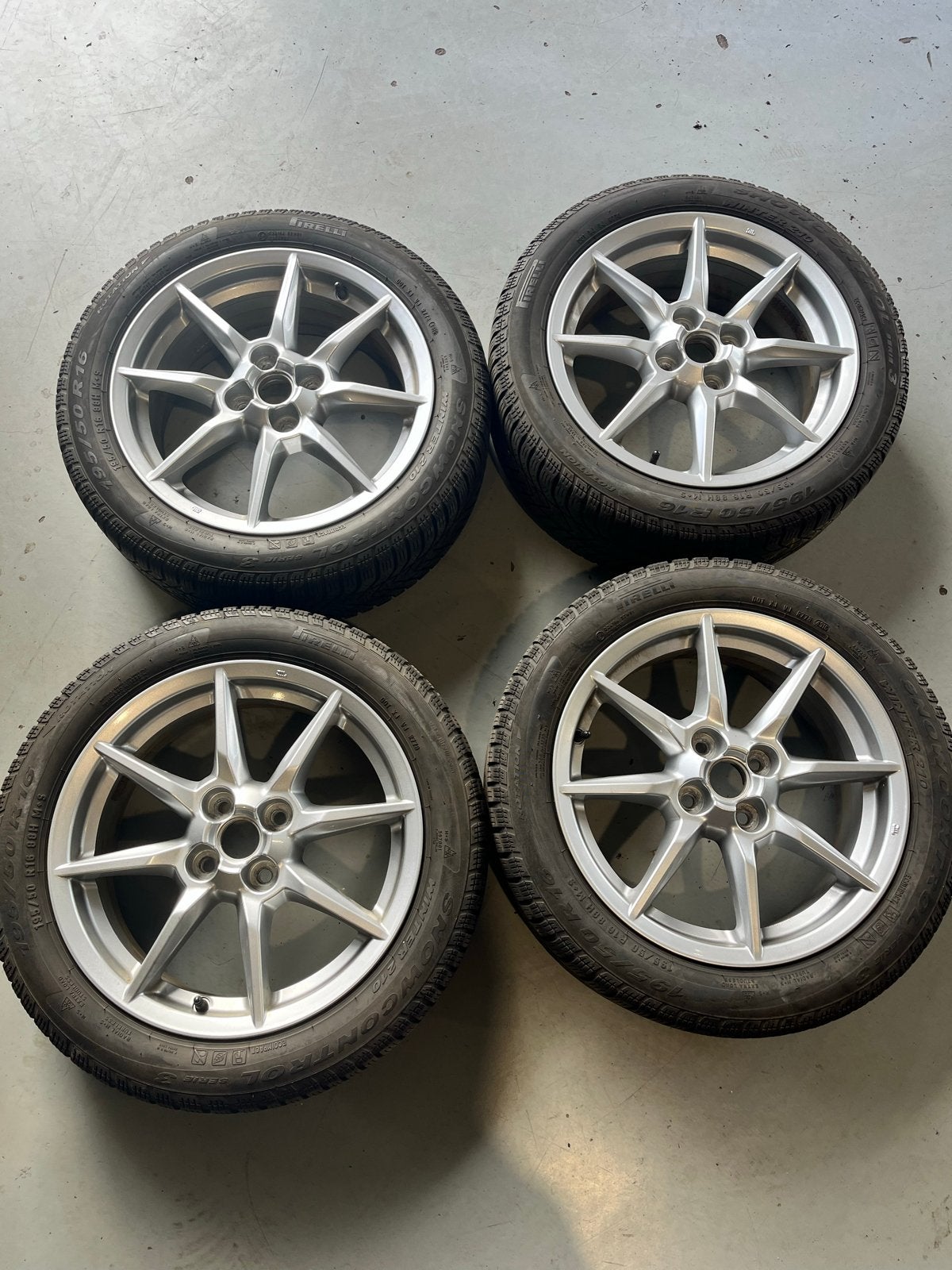 Winterbanden met velgen voor Mazda MX-5 ND - Pirelli Snowcon, Ophalen, Gebruikt, 16 inch, Banden en Velgen