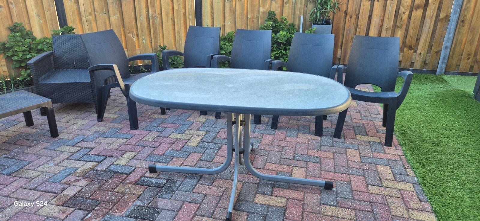 Tuintafel met  stoelen - Kunststof, 4 zitplaatsen, Kunststof, Gebruikt, Ophalen of Verzenden