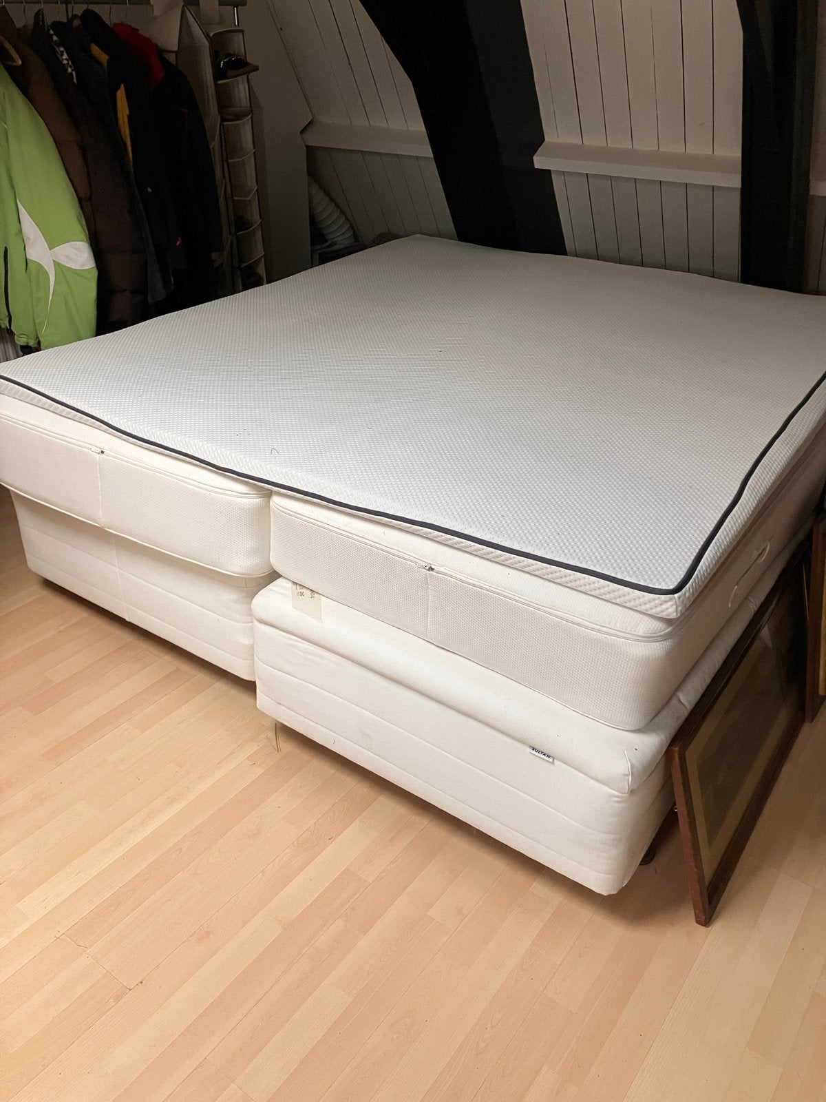 2 persoons boxspring met Emma topper, Ophalen, Gebruikt, Wit, Tweepersoons