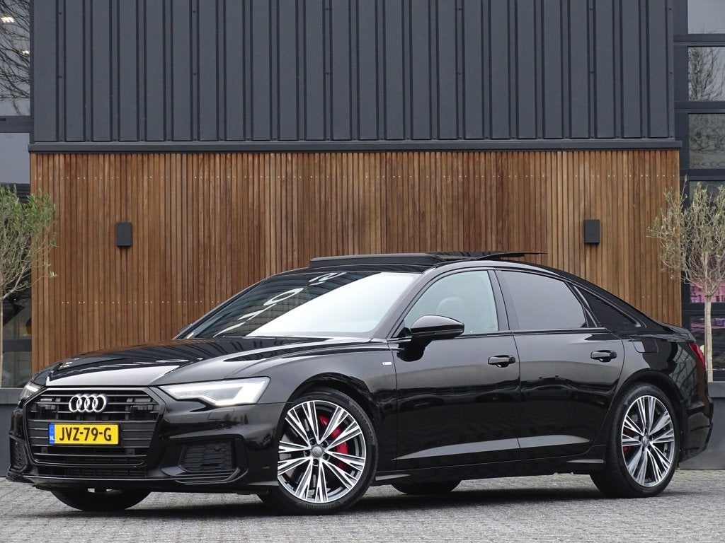 Audi A6 55 TFSIe 367PK Quattro / S-Edition / ACC / LED, Dealer onderhouden, 14 kWh, Gebruikt, Euro 6