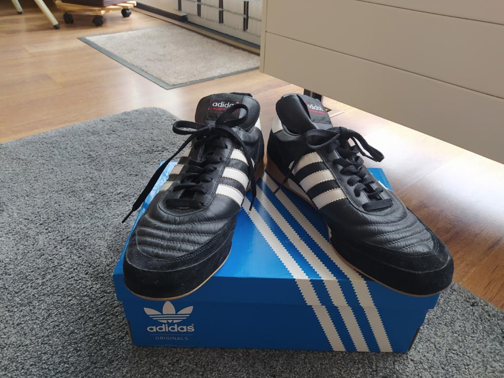 Adidas Mundial Goal zaalschoenen - Maat 45 1/3, Ophalen, Zwart, Adidas, Sneakers of Gympen